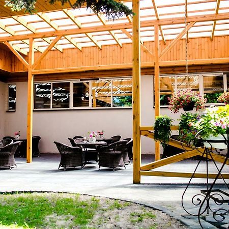 Hotel Zodiak Radomsko Kültér fotó
